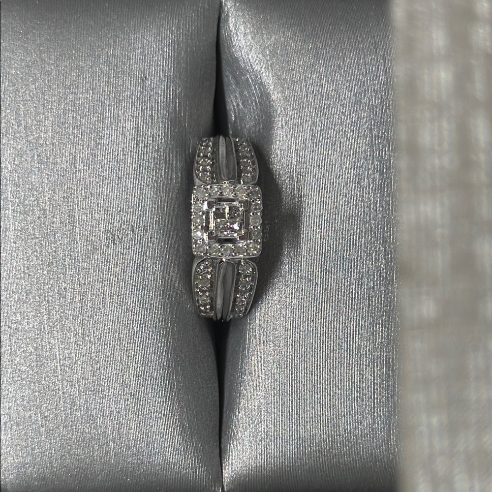 10K White Gold Natural Diamond Engagement Women's Ring 1/2 CT